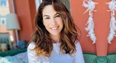 Oyuncu Zeynep Beşerler : Seçmene