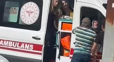 Ambulans Sürücüsüne Yol Vermeyen Otomobil Sürücüsü Tartıştı: