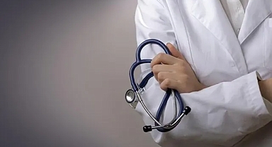 Doktor Özgün Kaleoğlu, Sosyal Medya Paylaşımı Nedeniyle Açığa Alındı